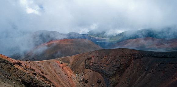 Hiking Kalu'ukoa'o'o - Haleakala | Pono Images